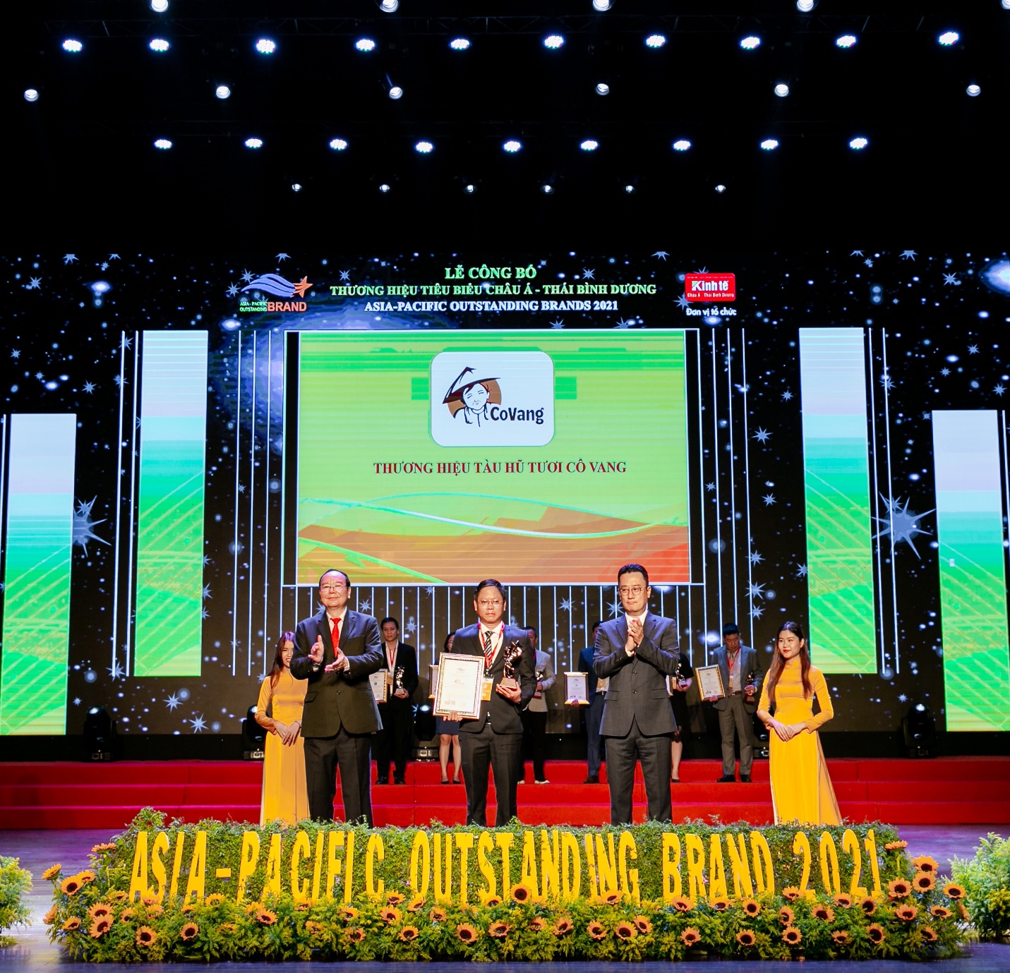 Thương hiệu CoVang - vinh dự đạt danh hiệu top 10 thương hiệu tiêu biểu Châu Á - Thái Bình Dương 2021 - 1749676768932